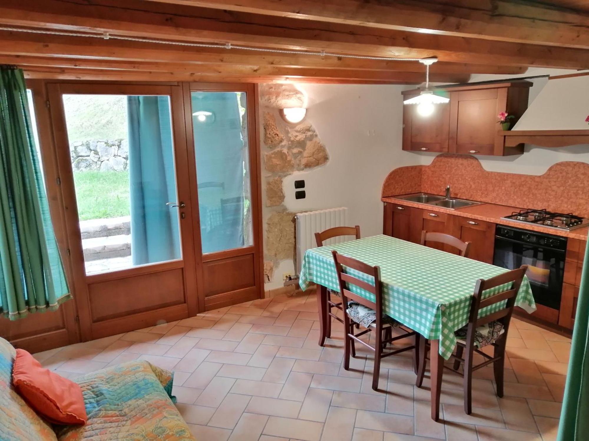 Agriturismo Lusani Caprino Veronese Esterno foto