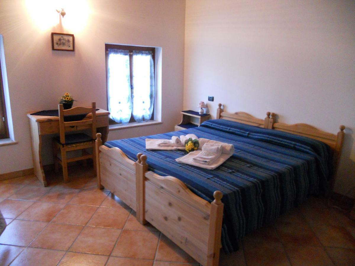Agriturismo Lusani Caprino Veronese Esterno foto